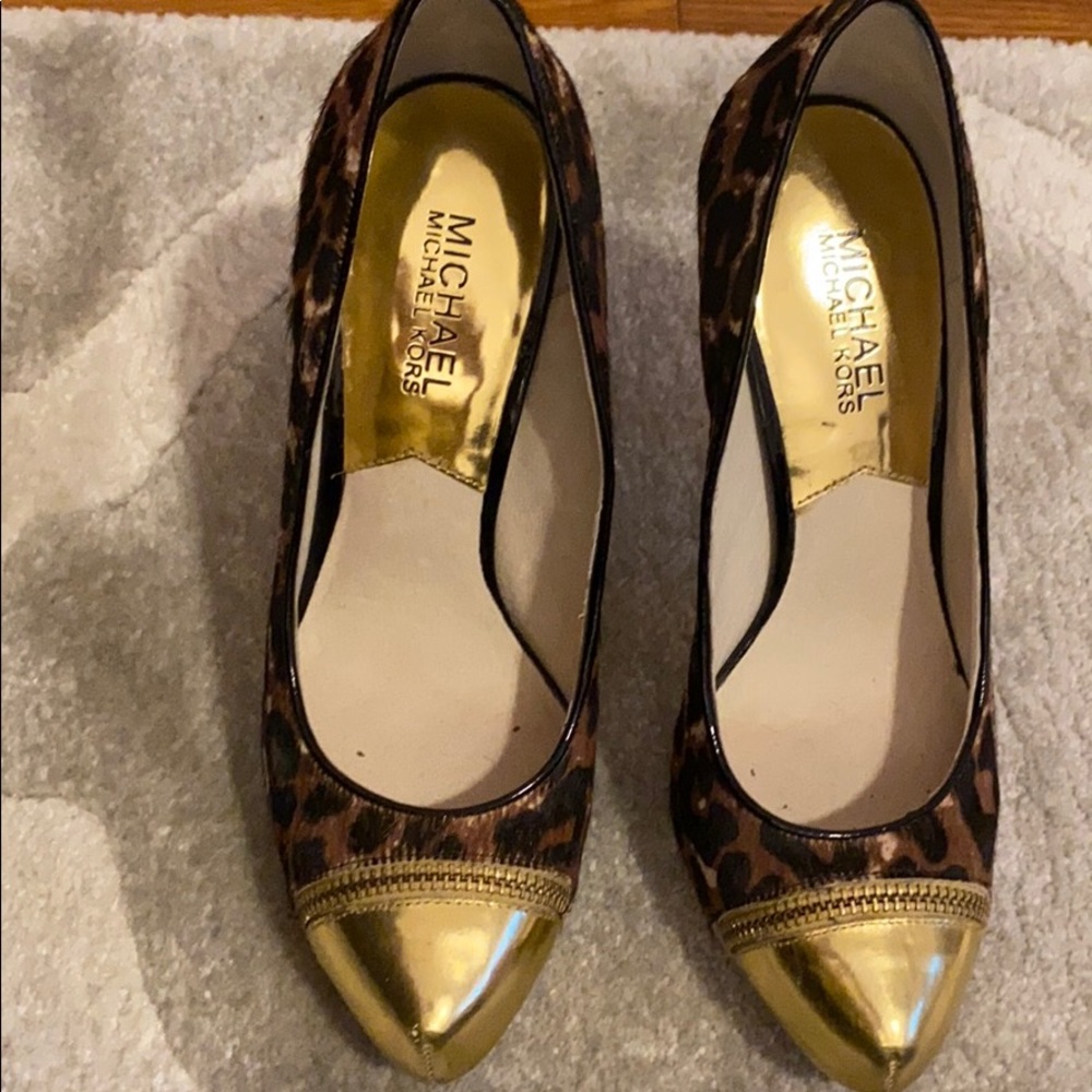 MICHAEL Michael Kors animal print size 7 heels